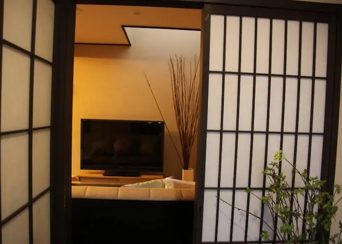 Nadeshiko House